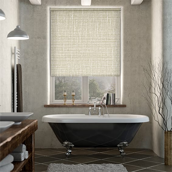 Colorized Amazon Blackout Vanilla Roller Blind 3656