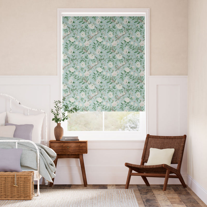 Colorized Porcelain Garden Morning Green Roller Blind 5308