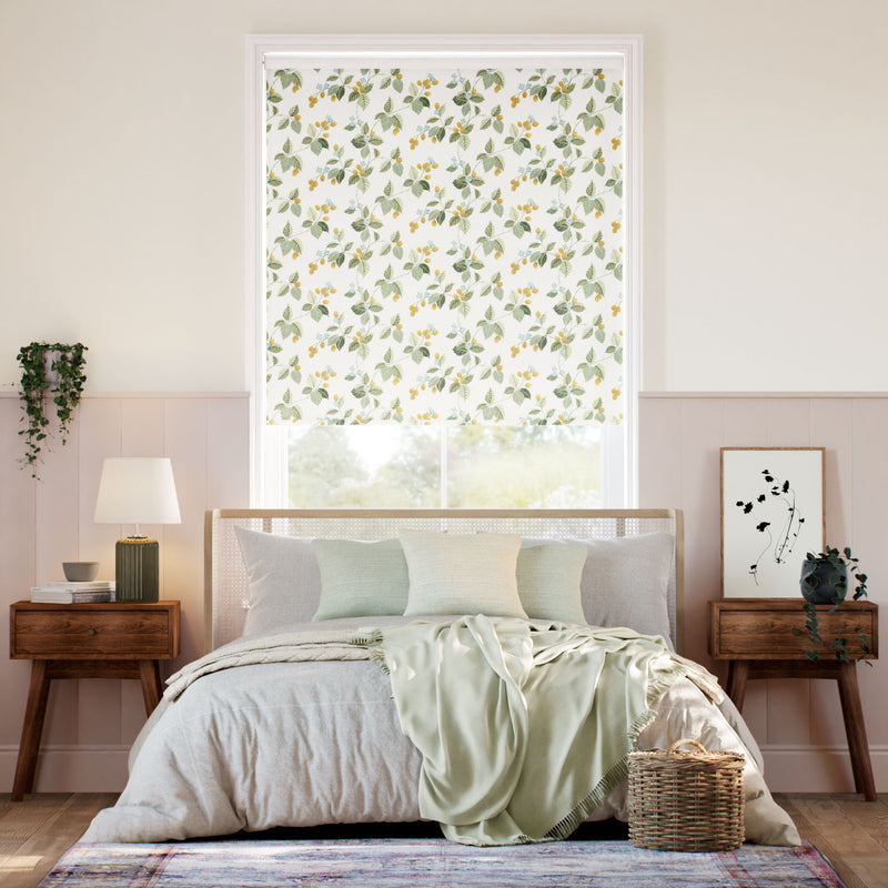 Colorized Rubus Traditional Green Roller Blind 5320