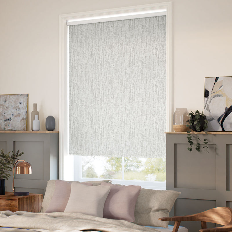 ColorizedZoom Choices Cassia Silver & White Roller Blind 5419