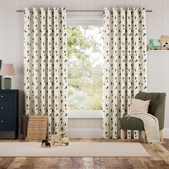 Colorized Molly Bear & Friends Natural Curtains 6177