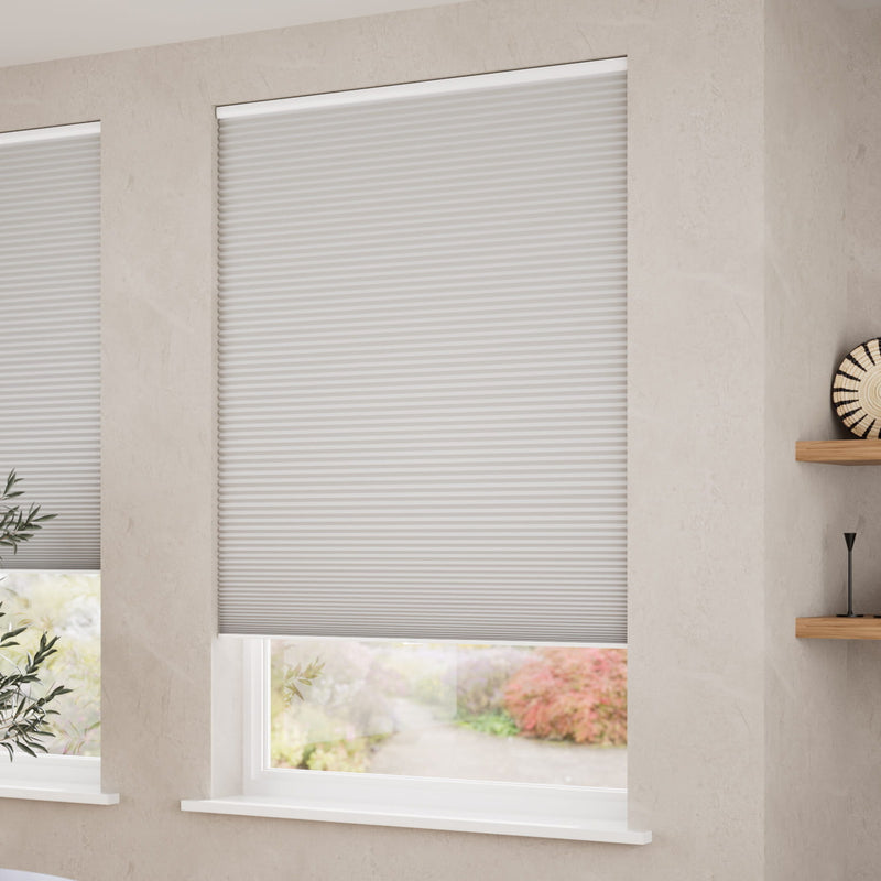 ColorizedZoom Electric DuoShade Cordless Plume Thermal Blind 9038